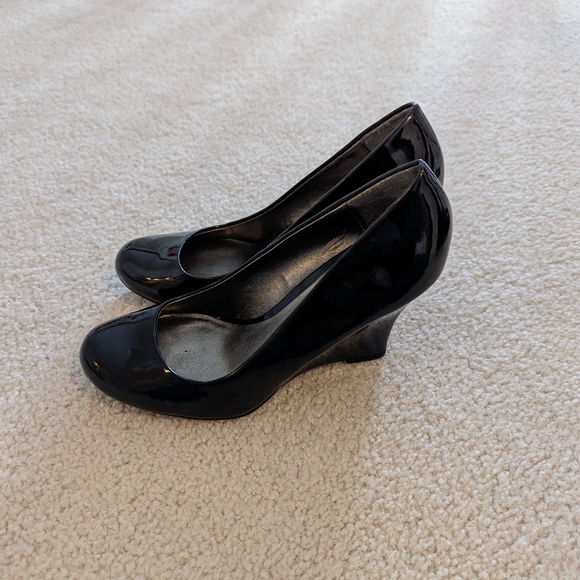 Worthington Wedges - Picture 1 of 3